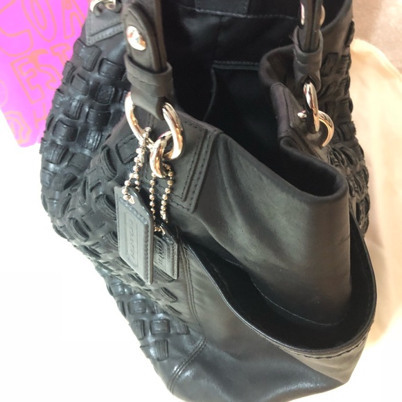 Coach tweeted Duffle/tote blk great condition - Picture 5 of 5